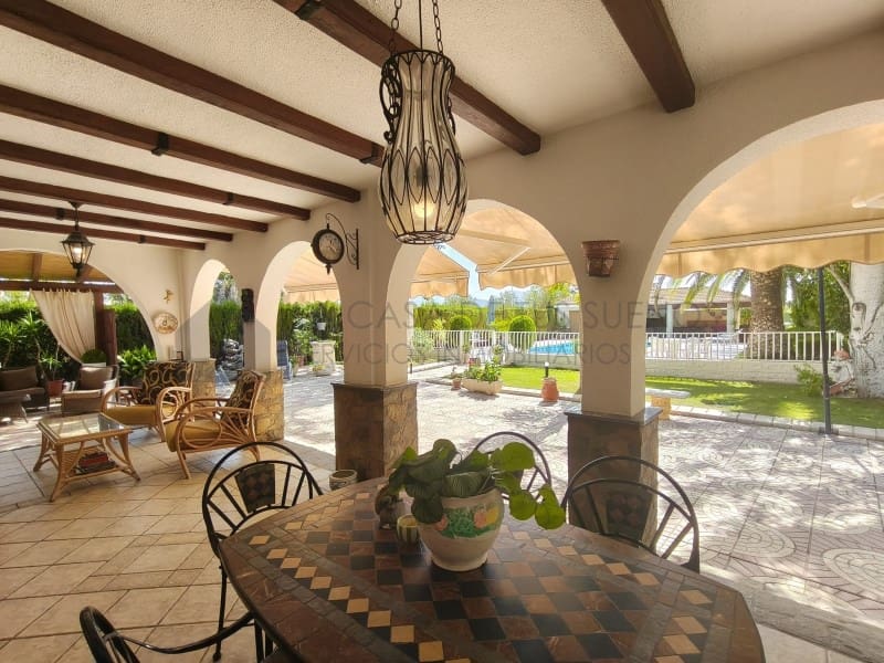 4 chambre Villa/Maison à vendre à Sax avec piscine garage - 415 000 € (Ref: 10075477)