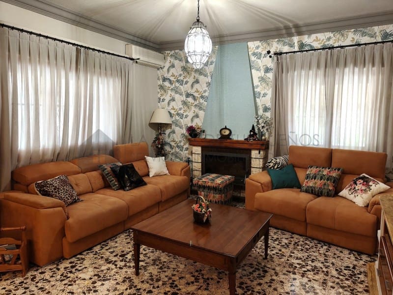 4 chambre Villa/Maison à vendre à Sax avec piscine garage - 415 000 € (Ref: 10075477)