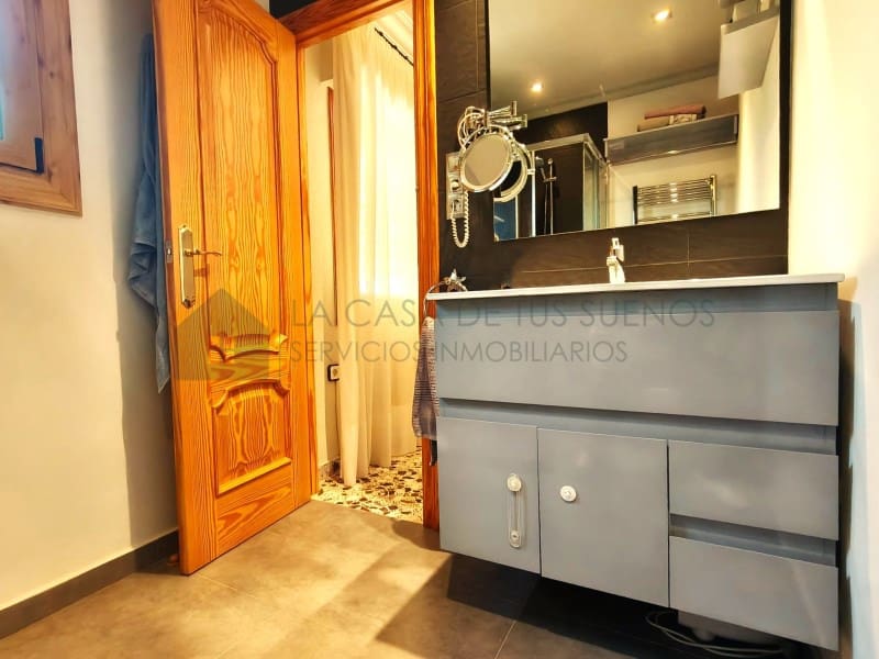 4 chambre Villa/Maison à vendre à Sax avec piscine garage - 415 000 € (Ref: 10075477)