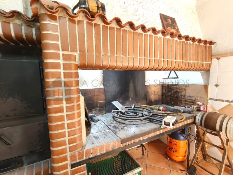 4 chambre Villa/Maison à vendre à Sax avec piscine garage - 415 000 € (Ref: 10075477)