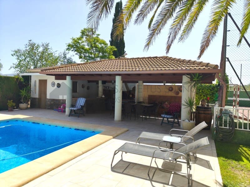 4 chambre Villa/Maison à vendre à Sax avec piscine garage - 415 000 € (Ref: 10075477)