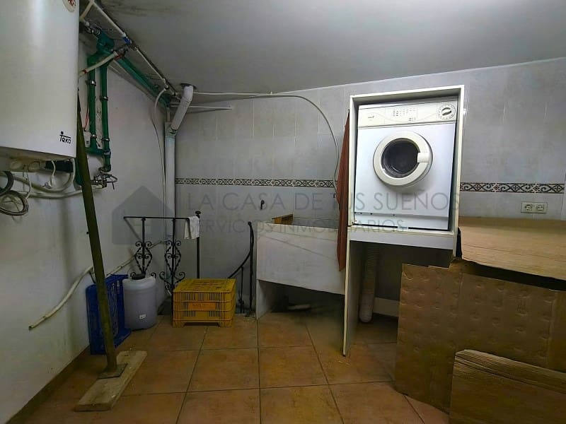 4 soveværelse Byhus til salg i La Font de la Figuera med garage - € 250.000 (Ref: 10086046)