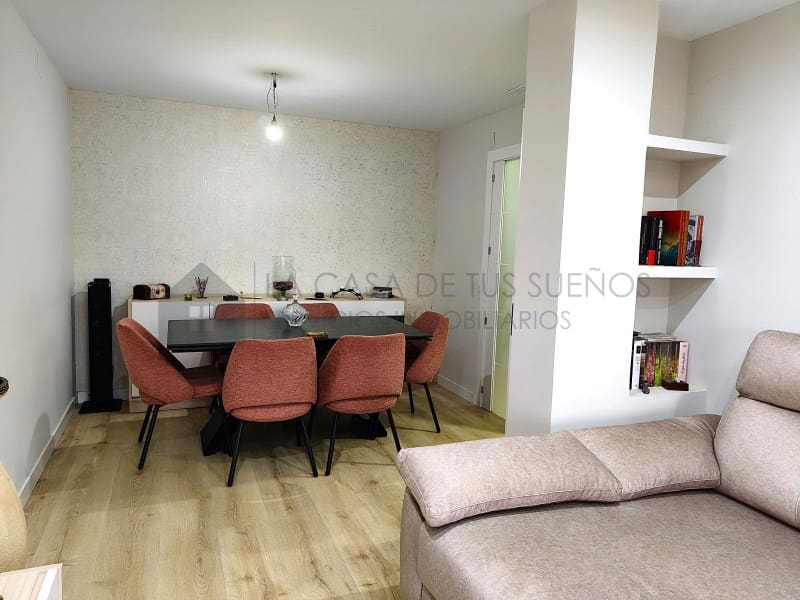 3 bedroom Flat for sale in Petrel / Petrer with garage - € 183,000 (Ref: 10109373)
