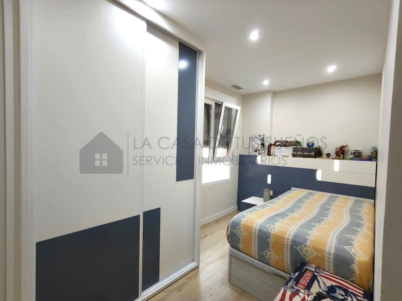 3 bedroom Flat for sale in Petrel / Petrer with garage - € 183,000 (Ref: 10109373)
