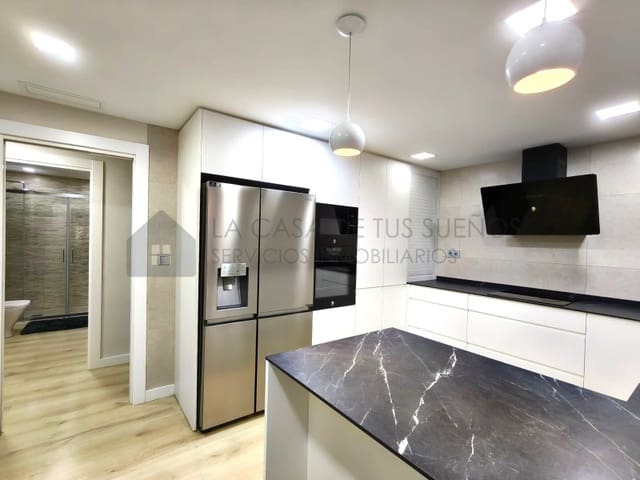 3 bedroom Flat for sale in Petrel / Petrer with garage - € 183,000 (Ref: 10109373)