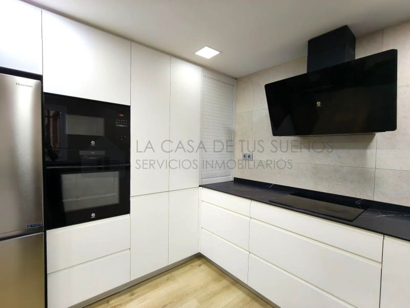 3 bedroom Flat for sale in Petrel / Petrer with garage - € 183,000 (Ref: 10109373)