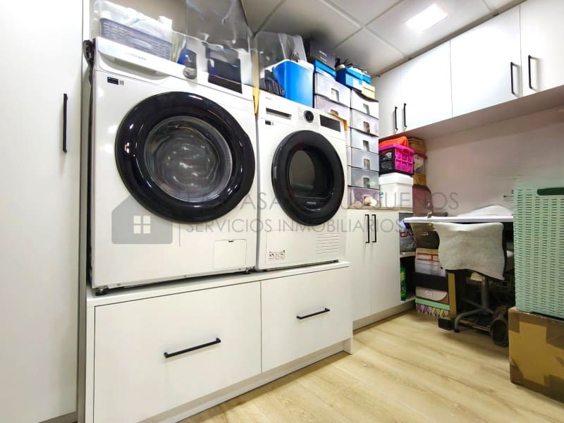 3 bedroom Flat for sale in Petrel / Petrer with garage - € 183,000 (Ref: 10109373)