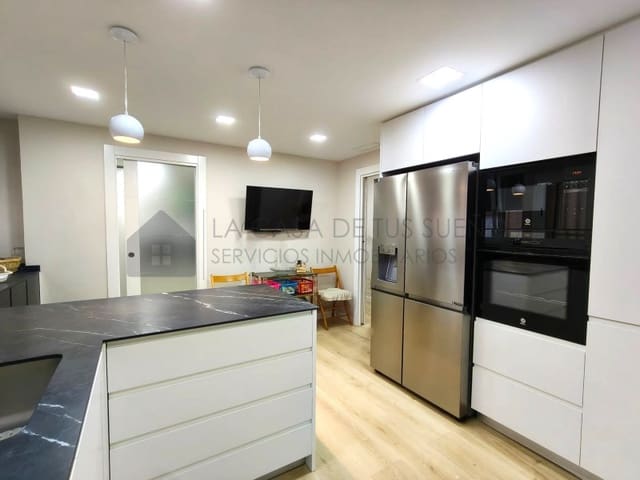 3 bedroom Flat for sale in Petrel / Petrer with garage - € 183,000 (Ref: 10109373)