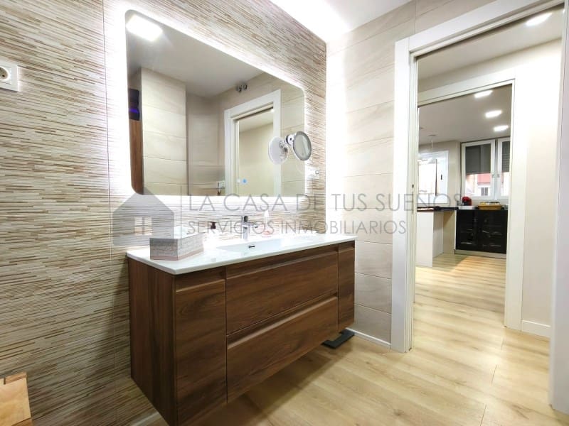 3 bedroom Flat for sale in Petrel / Petrer with garage - € 183,000 (Ref: 10109373)