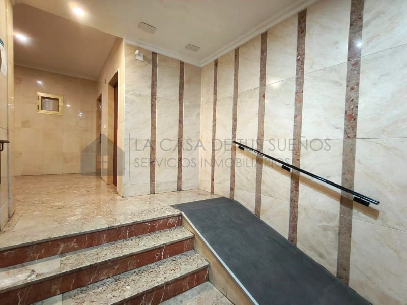 3 bedroom Flat for sale in Petrel / Petrer with garage - € 183,000 (Ref: 10109373)