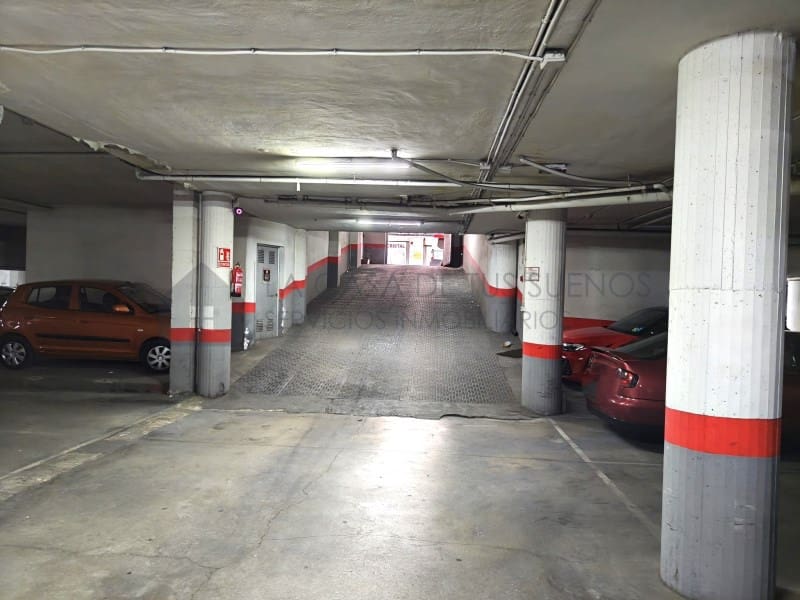 3 bedroom Flat for sale in Petrel / Petrer with garage - € 183,000 (Ref: 10109373)