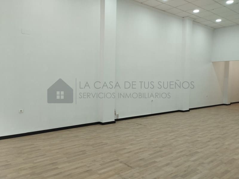 Local Commercial à vendre à Sax - 130 000 € (Ref: 10135918)