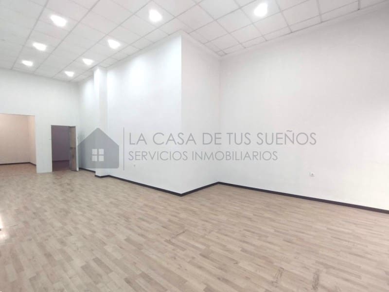 Local Commercial à vendre à Sax - 130 000 € (Ref: 10135918)