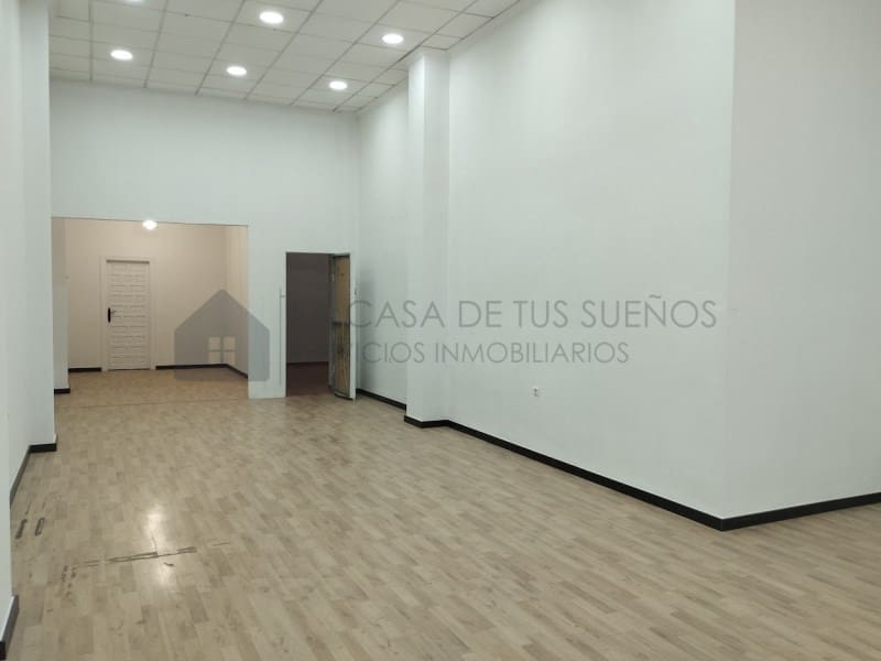Local Commercial à vendre à Sax - 130 000 € (Ref: 10135918)