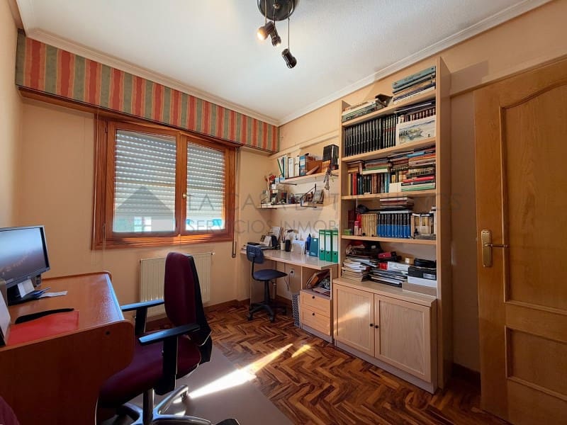 4 soverom Hus til salgs i Sax med garasje - € 217 000 (Ref: 10157572)