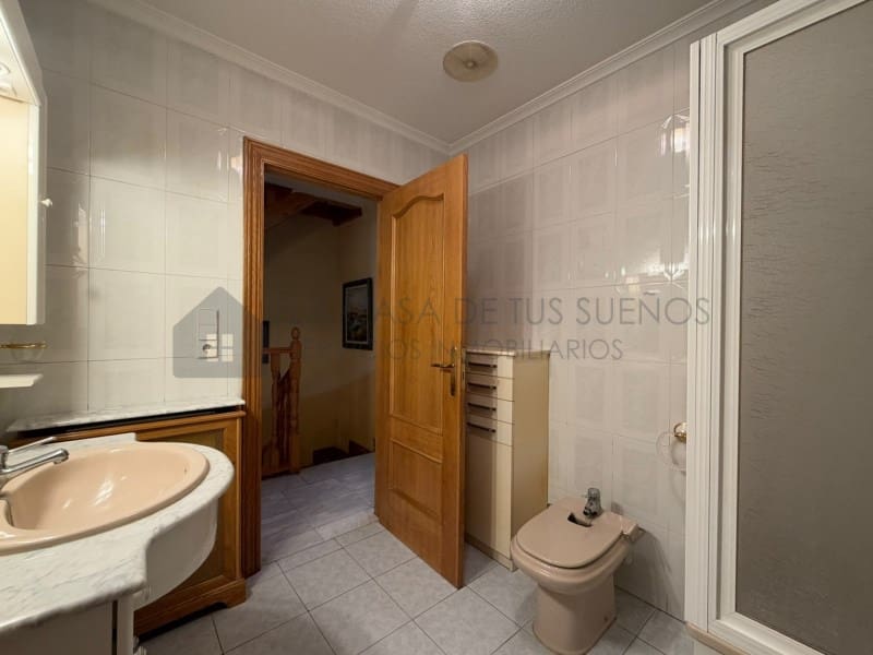 4 soverom Hus til salgs i Sax med garasje - € 217 000 (Ref: 10157572)