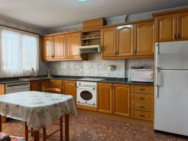 4 sypialnia Dom na sprzedaż w Sax z garażem - 217 000 € (Ref: 10157572)