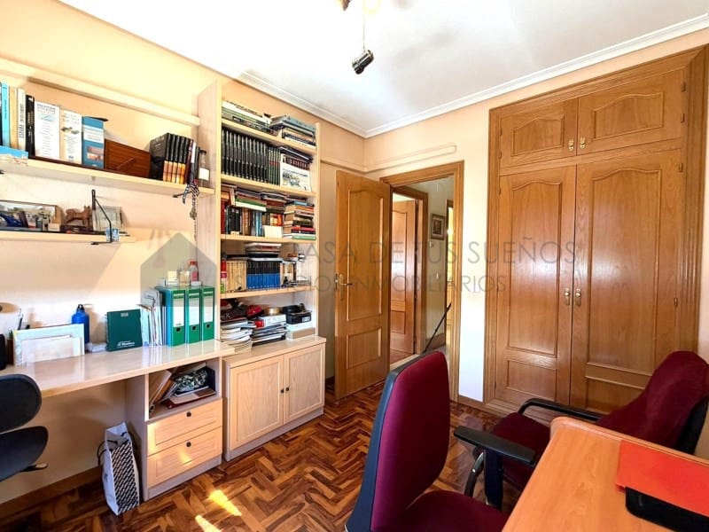4 soverom Hus til salgs i Sax med garasje - € 217 000 (Ref: 10157572)