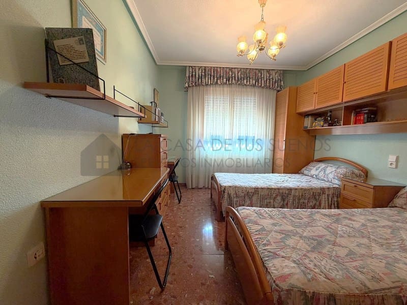 4 soverom Hus til salgs i Sax med garasje - € 217 000 (Ref: 10157572)