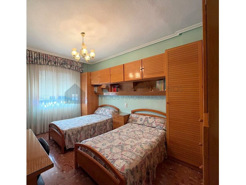 4 soverom Hus til salgs i Sax med garasje - € 217 000 (Ref: 10157572)