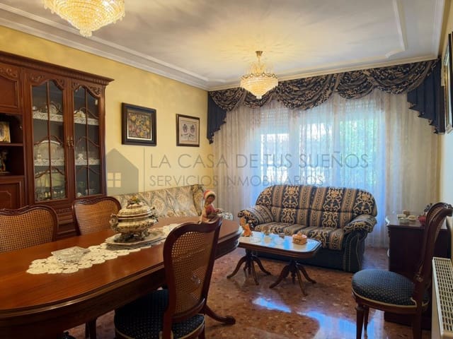 4 sypialnia Dom na sprzedaż w Sax z garażem - 217 000 € (Ref: 10157572)