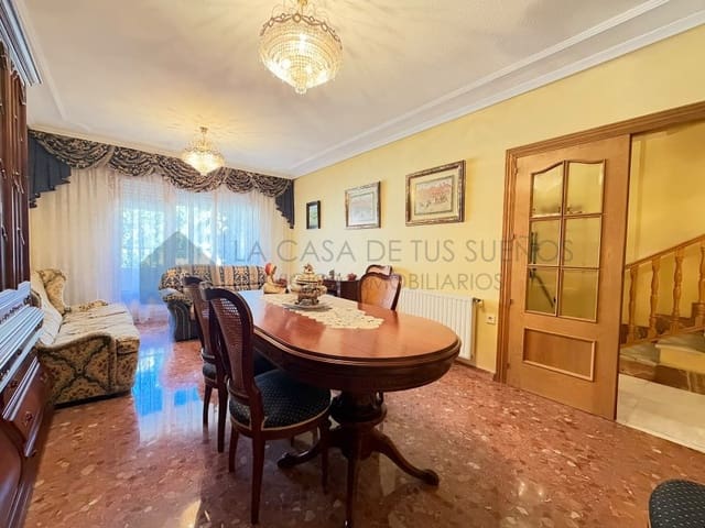 4 sypialnia Dom na sprzedaż w Sax z garażem - 217 000 € (Ref: 10157572)
