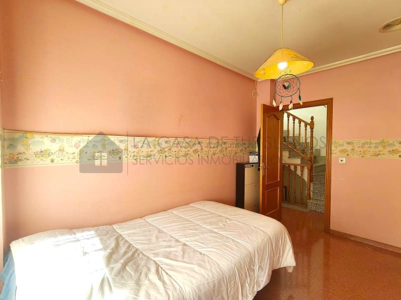 4 camera da letto Casa in vendita in Elda con garage - 250.000 € (Rif: 10177009)