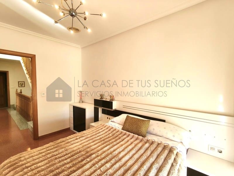 4 camera da letto Casa in vendita in Elda con garage - 250.000 € (Rif: 10177009)