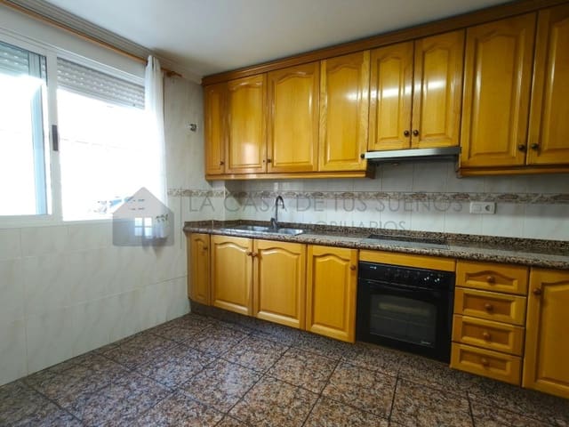 4 camera da letto Casa in vendita in Elda con garage - 250.000 € (Rif: 10177009)