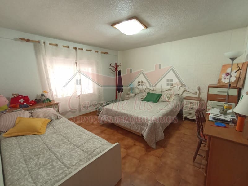 6 Zimmer Finca/Landgut zu verkaufen in Petrel / Petrer mit Pool Garage - 250.000 € (Ref: 7889945)