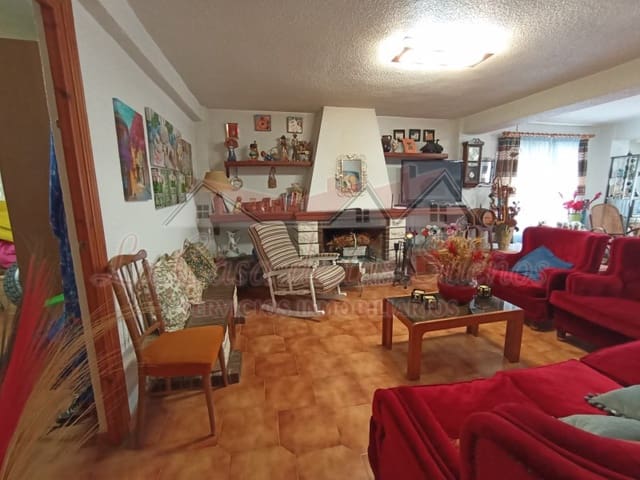 Finca/Casa Rural de 6 habitaciones en Petrel / Petrer en venta con piscina garaje - 250.000 € (Ref: 7889945)