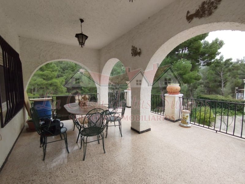 6 Zimmer Finca/Landgut zu verkaufen in Petrel / Petrer mit Pool Garage - 250.000 € (Ref: 7889945)