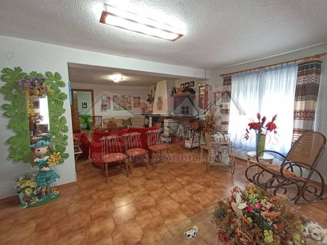 Finca/Casa Rural de 6 habitaciones en Petrel / Petrer en venta con piscina garaje - 250.000 € (Ref: 7889945)
