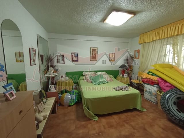 Finca/Casa Rural de 6 habitaciones en Petrel / Petrer en venta con piscina garaje - 250.000 € (Ref: 7889945)