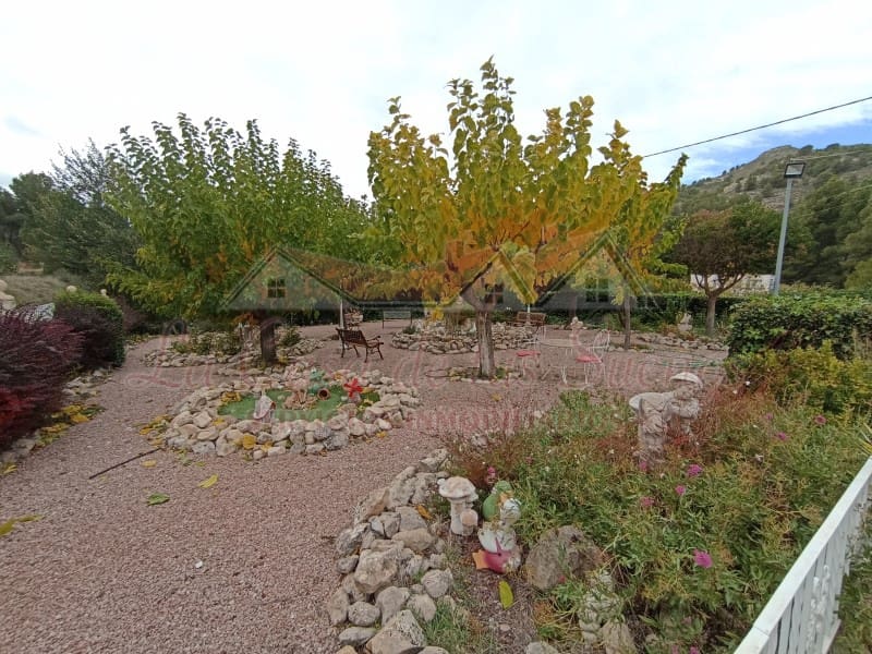 6 Zimmer Finca/Landgut zu verkaufen in Petrel / Petrer mit Pool Garage - 250.000 € (Ref: 7889945)