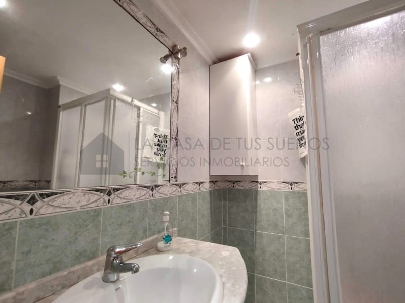 2 makuuhuone Huoneisto myytävänä paikassa Arenales del Sol - 223 000 € (Ref: 9847445)