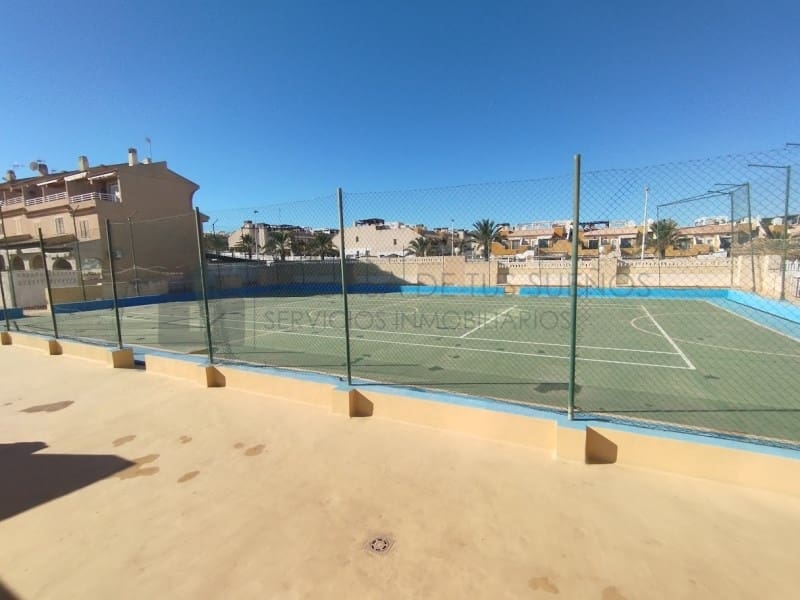 2 makuuhuone Huoneisto myytävänä paikassa Arenales del Sol - 223 000 € (Ref: 9847445)