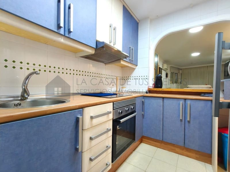 Apartamento de 2 habitaciones en Arenales del Sol en venta - 223.000 € (Ref: 9847445)