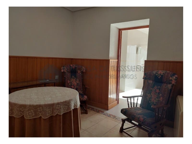 4 quarto Casa em Banda para venda em Sax - 145 000 € (Ref: 9847448)
