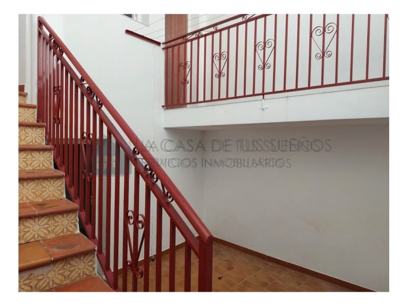 4 quarto Casa em Banda para venda em Sax - 145 000 € (Ref: 9847448)