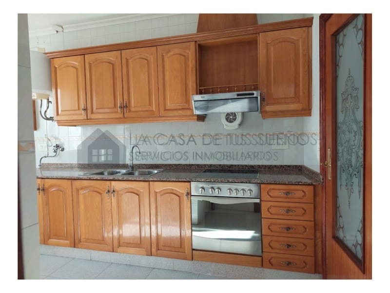 4 quarto Casa em Banda para venda em Sax - 145 000 € (Ref: 9847448)