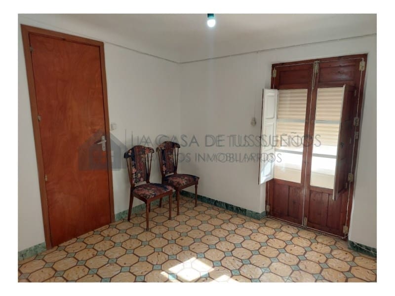 4 quarto Casa em Banda para venda em Sax - 145 000 € (Ref: 9847448)