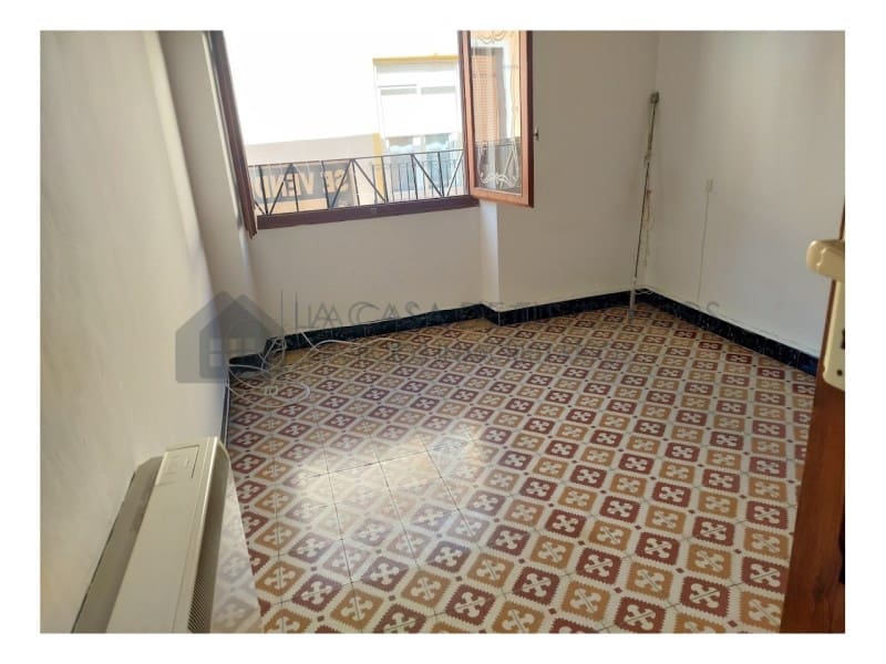 4 quarto Casa em Banda para venda em Sax - 145 000 € (Ref: 9847448)
