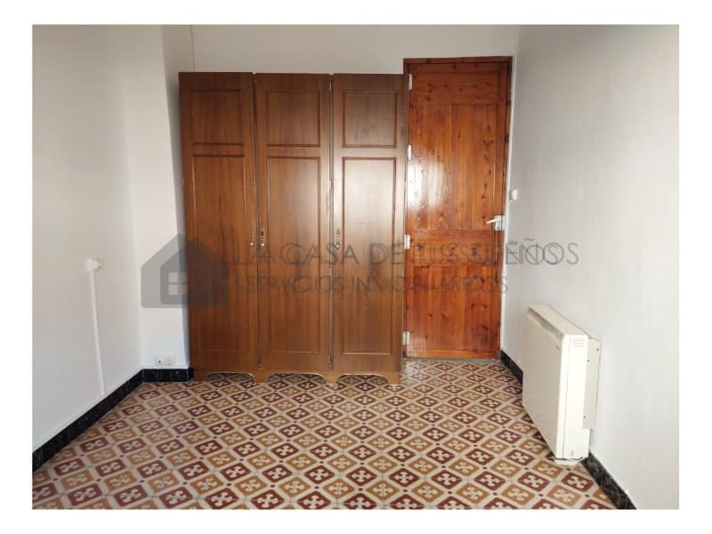 4 quarto Casa em Banda para venda em Sax - 145 000 € (Ref: 9847448)