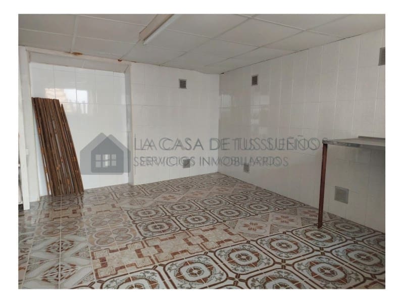 4 quarto Casa em Banda para venda em Sax - 145 000 € (Ref: 9847448)
