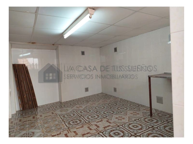 4 quarto Casa em Banda para venda em Sax - 145 000 € (Ref: 9847448)