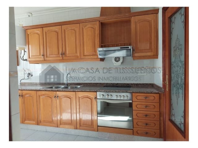4 quarto Casa em Banda para venda em Sax - 145 000 € (Ref: 9847448)