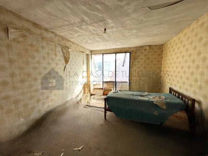 3 quarto Casa em Banda para venda em Sax - 65 500 € (Ref: 9847449)