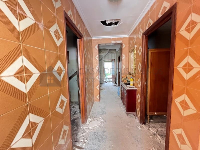 3 quarto Casa em Banda para venda em Sax - 65 500 € (Ref: 9847449)