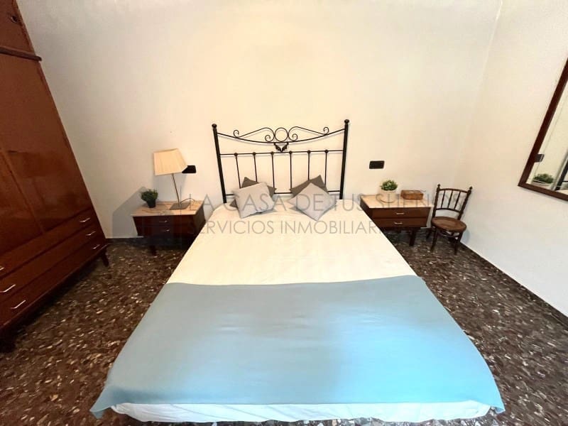 6 bedroom Townhouse for sale in Salinas - € 160,000 (Ref: 9847450)